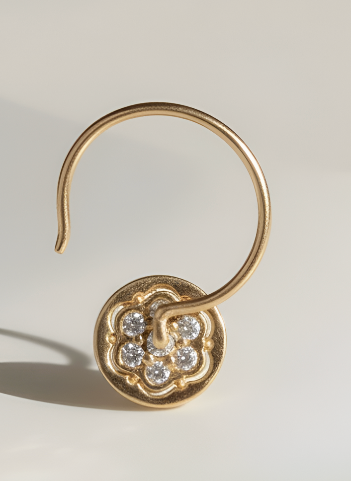 Solitaire Whisper Nosepin